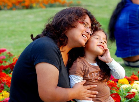 lima mother daughter.jpg